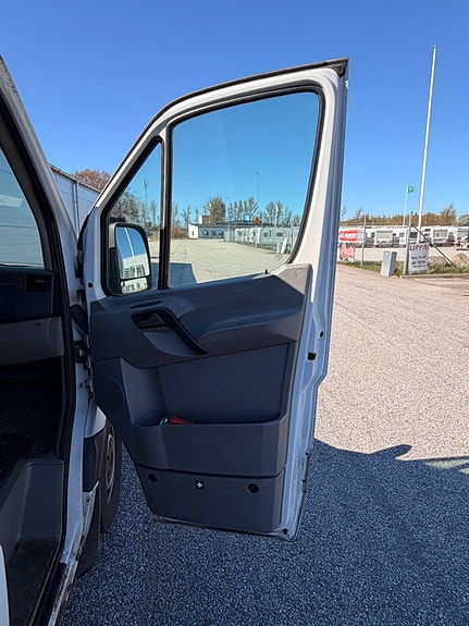 Mercedes-Benz Sprinter 316 11 of 24