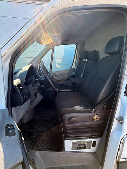 Mercedes-Benz Sprinter 316 14 of 24