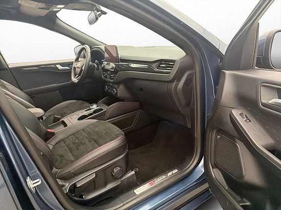 Ford Kuga 25 of 30