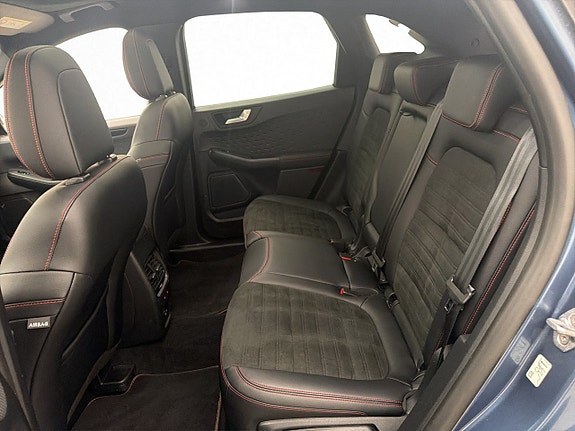Ford Kuga 28 of 30