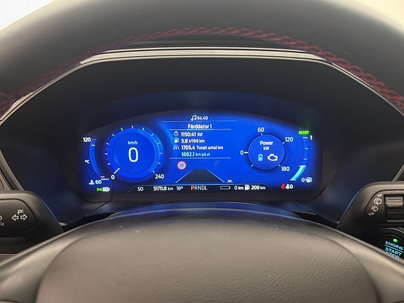 Ford Kuga 14 of 30