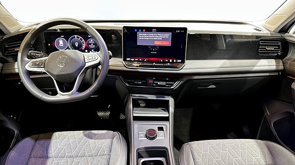 Volkswagen Tiguan 10 of 21