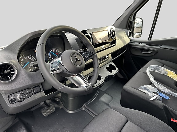 Mercedes-Benz eSprinter 414 5 of 9