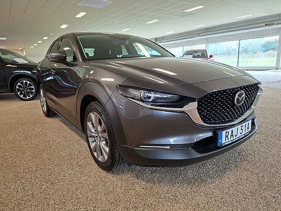 Mazda CX-30 2 of 9