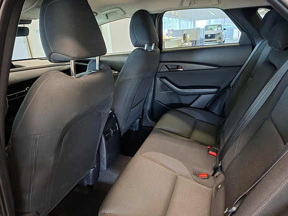 Mazda CX-30 8 of 9