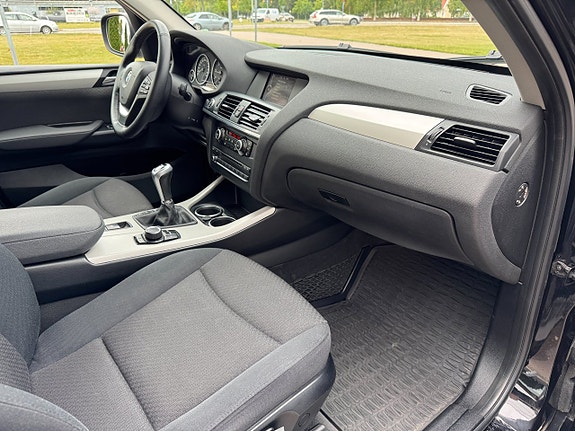BMW X3 13 of 16