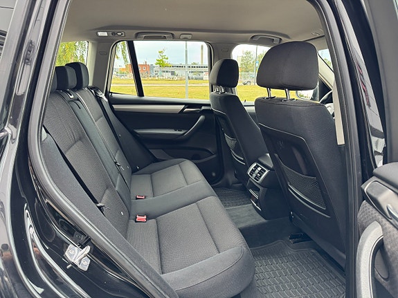 BMW X3 14 of 16
