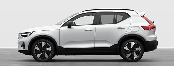 Volvo EX40 13 of 20