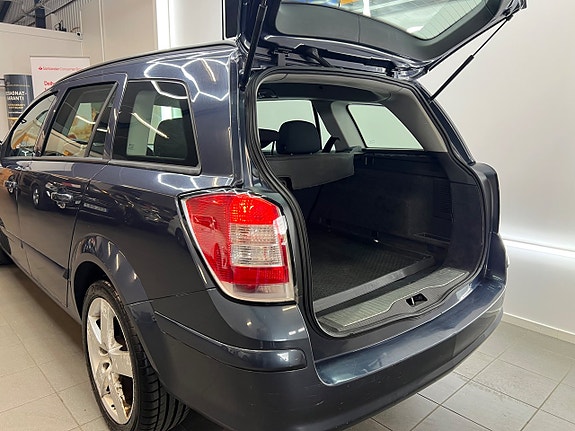 Opel Astra 11 of 26