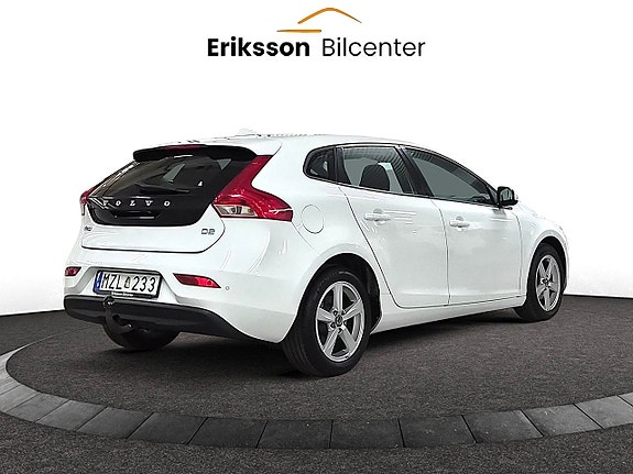 Volvo V40 5 of 27