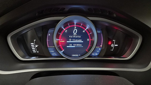 Volvo V40 26 of 27