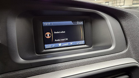 Volvo V40 23 of 27