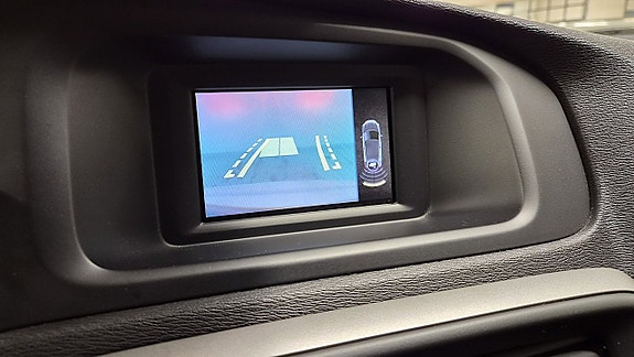 Volvo V40 22 of 27
