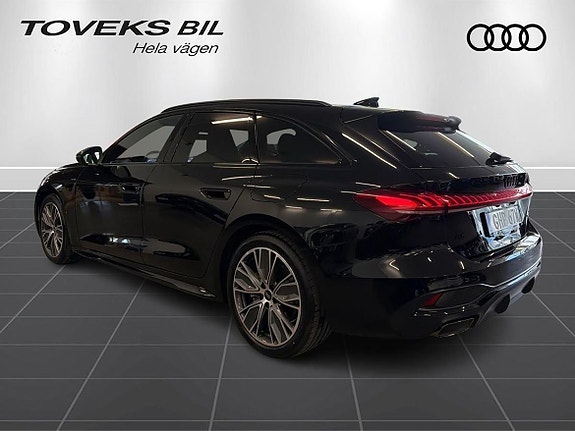 Audi A5 4 of 23