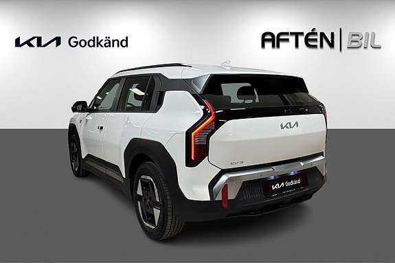 Kia EV3 8 of 24