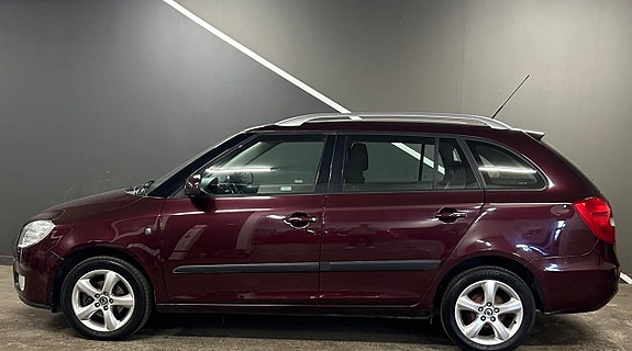 Skoda Fabia 5 of 16