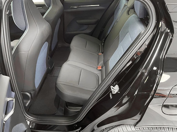Volvo EX30 15 of 25