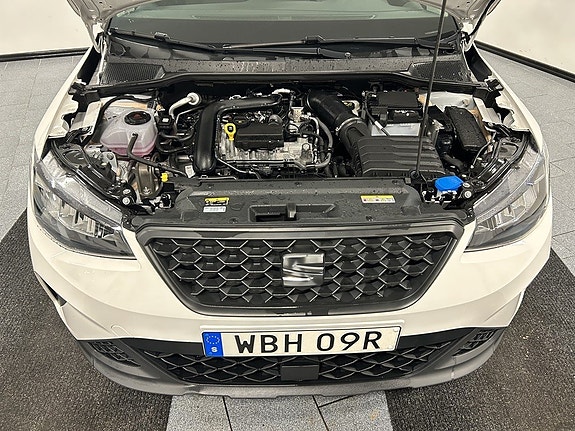 Seat Arona 13 of 19