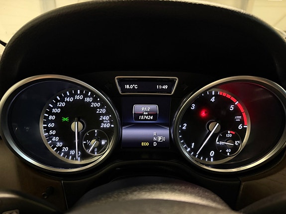 Mercedes-Benz ML350 17 of 20