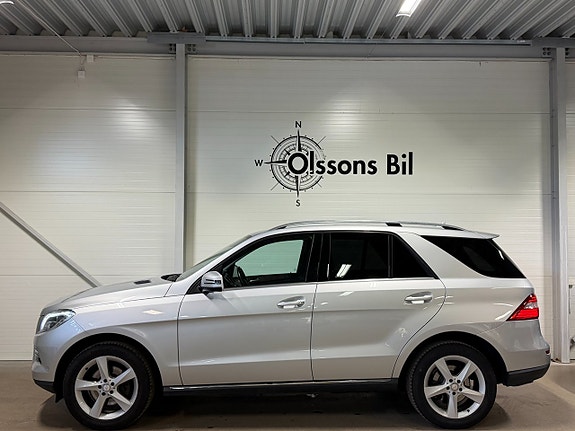 Mercedes-Benz ML350 3 of 20