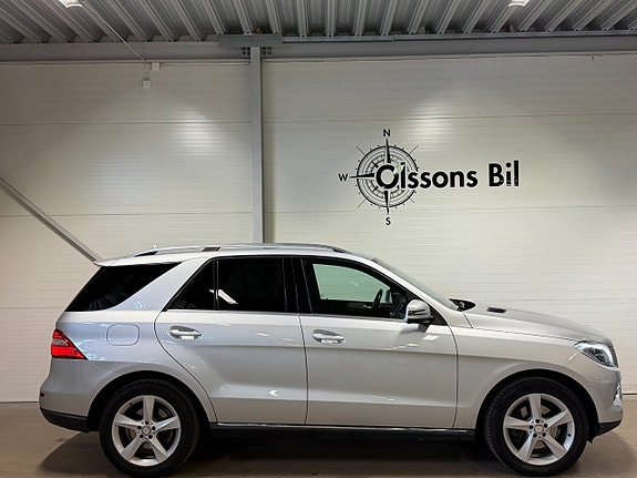 Mercedes-Benz ML350 7 of 20