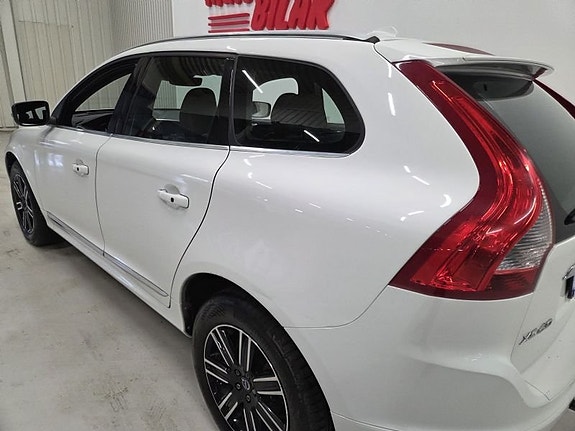 Volvo XC60 9 of 10