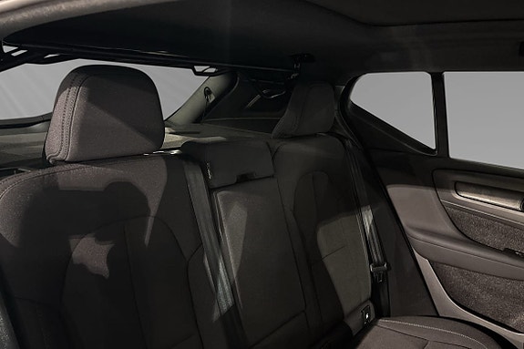 Volvo EX40 11 of 12