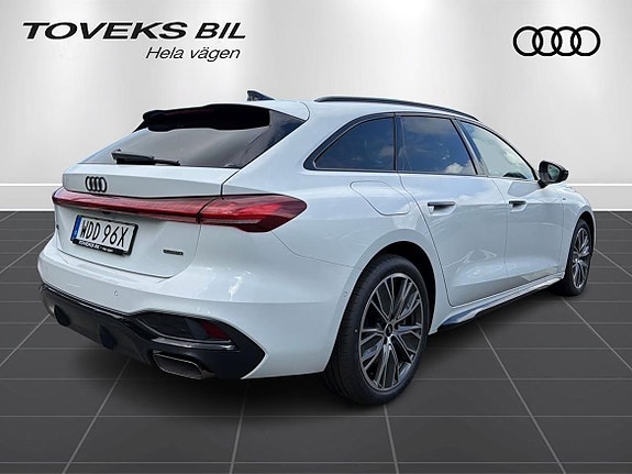 Audi A5 2 of 9