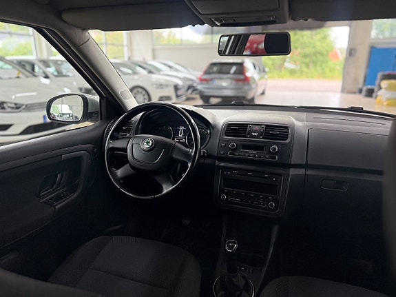 Skoda Fabia 14 of 26