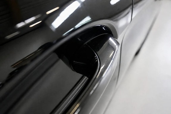 BMW 520d 4 of 24