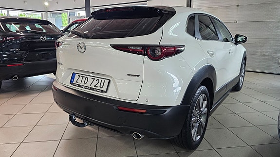 Mazda CX-30 5 of 9