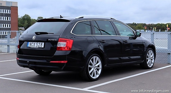 Skoda Octavia 3 of 19