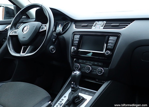 Skoda Octavia 8 of 19