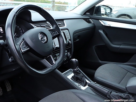 Skoda Octavia 9 of 19
