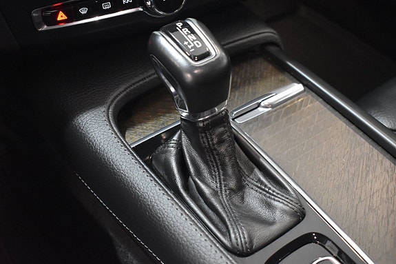 Volvo V90 Cross Country 13 of 26