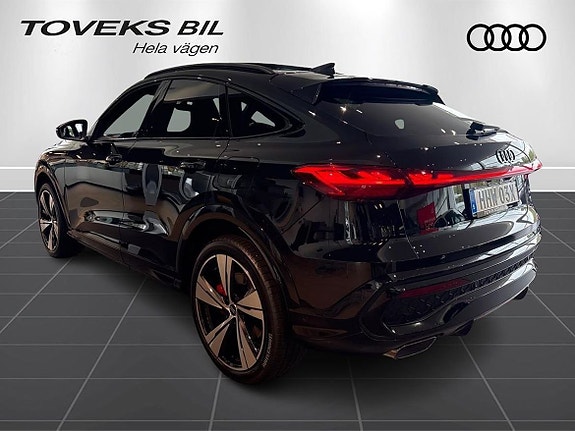 Audi Q5 4 of 25