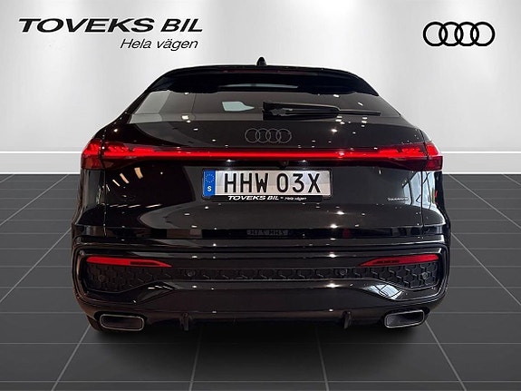 Audi Q5 3 of 25