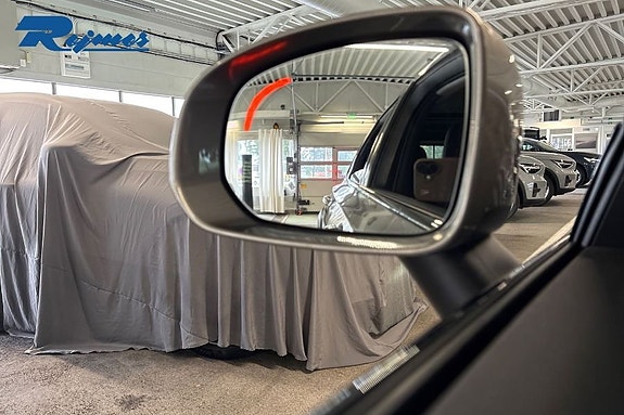 Volvo V90 Cross Country 4 of 28