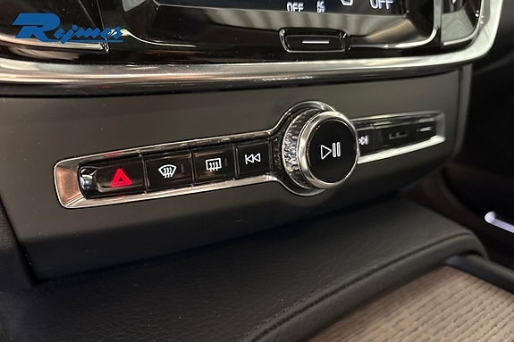 Volvo V90 Cross Country 15 of 28