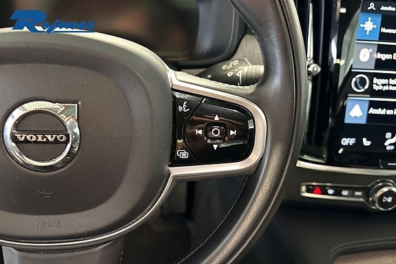 Volvo V90 Cross Country 11 of 28