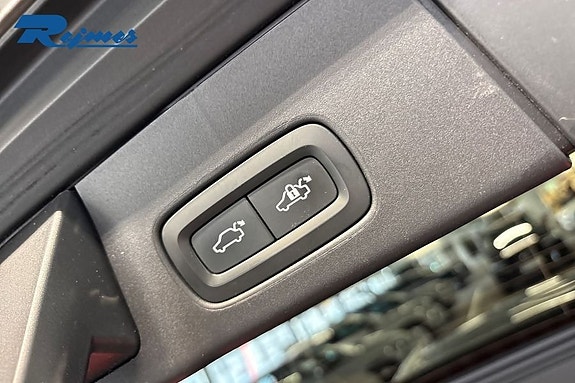 Volvo V90 Cross Country 23 of 28