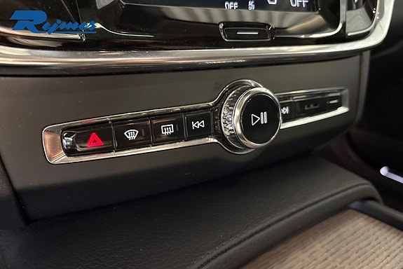 Volvo V90 Cross Country 15 of 28