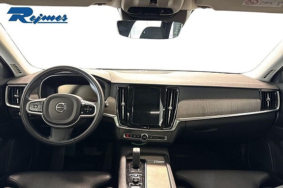 Volvo V90 Cross Country 17 of 28