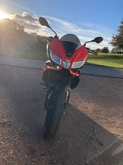 Aprilia TOUNO 125 4 of 4