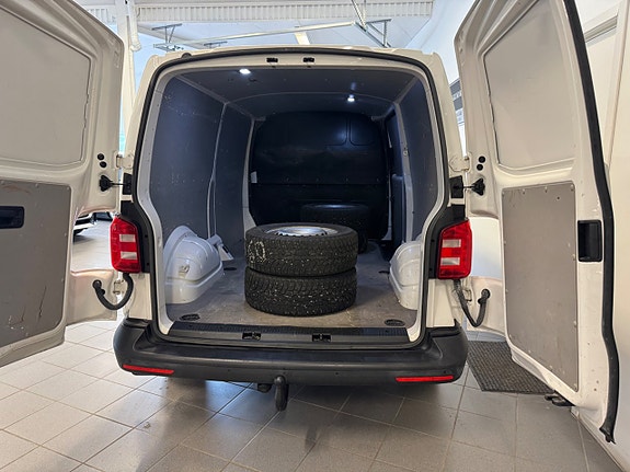 Volkswagen Transporter 4 of 10