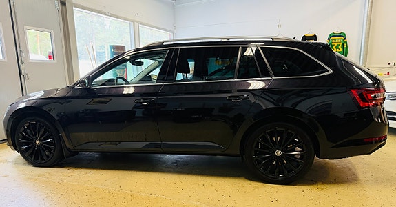 Skoda Superb 5 of 22