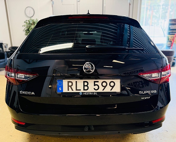 Skoda Superb 7 of 22