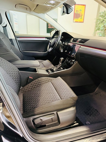 Skoda Superb 19 of 22