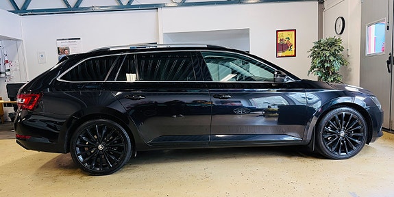 Skoda Superb 10 of 22
