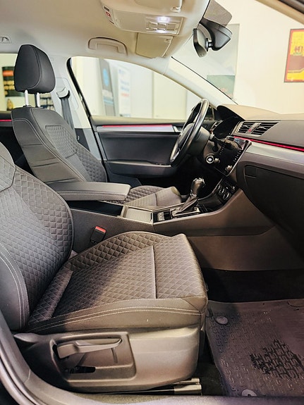 Skoda Superb 20 of 22